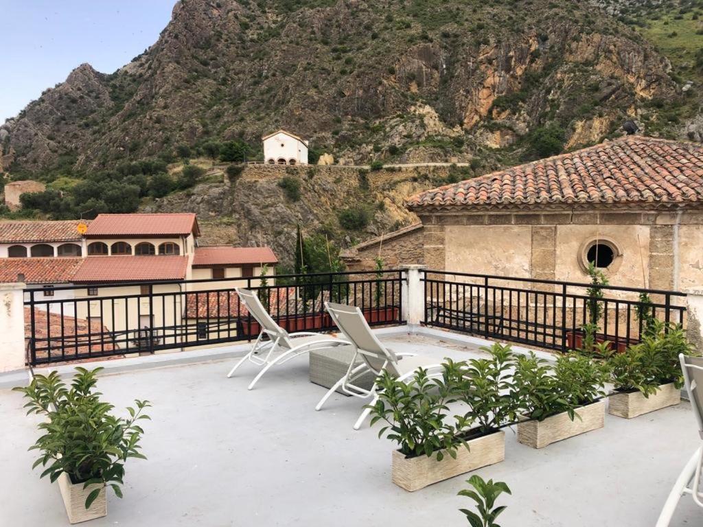 Lombera Apartamentos Arnedillo Exterior photo